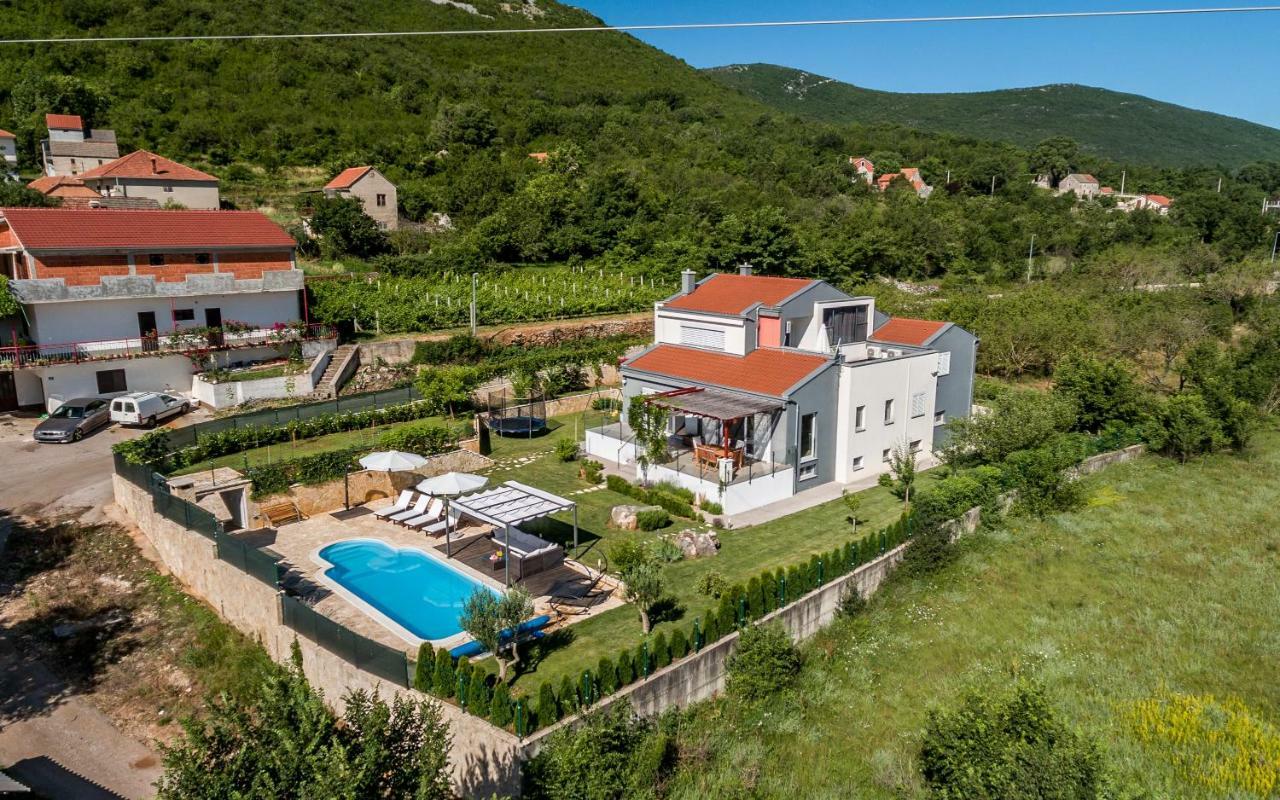 Luxury Villa Nadalina-Dicmo 더갈포지 외부 사진