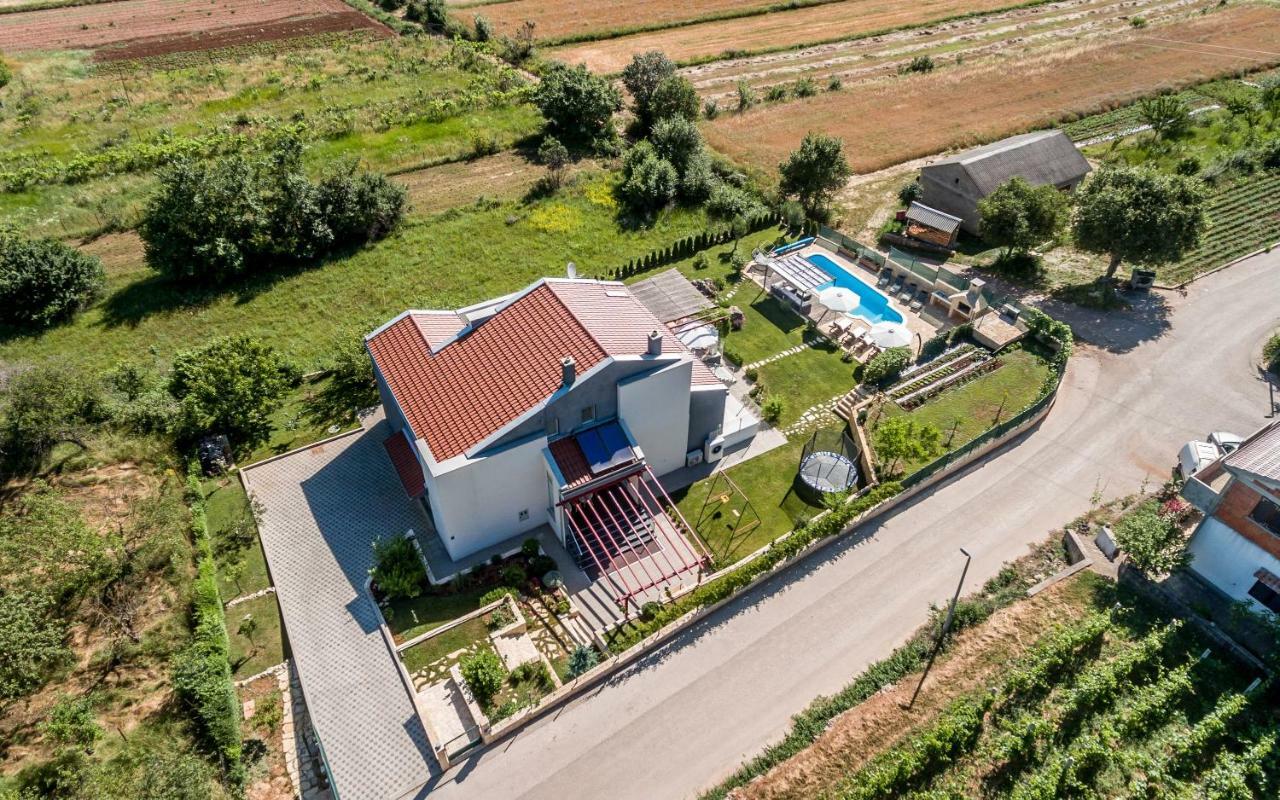 Luxury Villa Nadalina-Dicmo 더갈포지 외부 사진