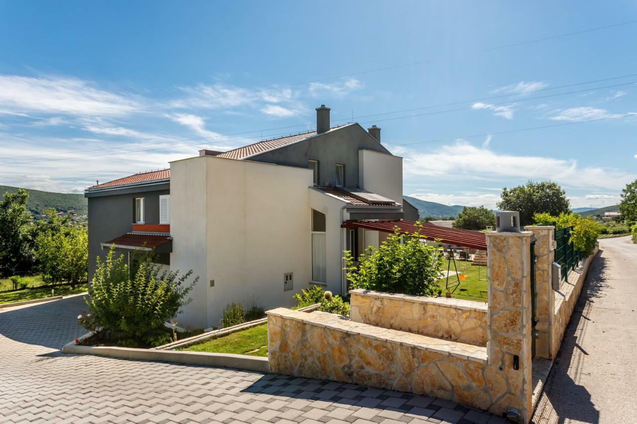 Luxury Villa Nadalina-Dicmo 더갈포지 외부 사진