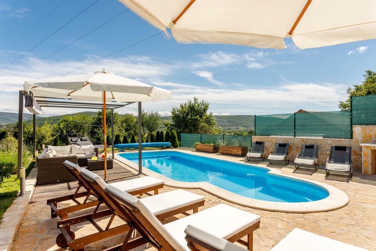 Luxury Villa Nadalina-Dicmo 더갈포지 외부 사진