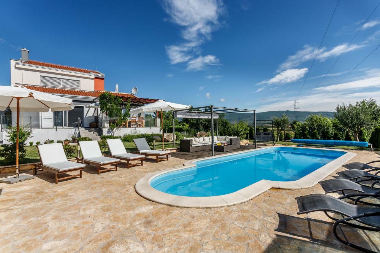 Luxury Villa Nadalina-Dicmo 더갈포지 외부 사진